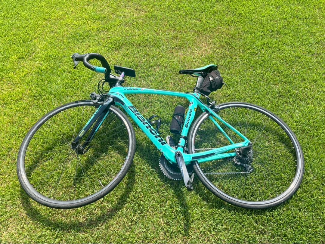 Bianchi ULTEGRA オルトレxr3 タイヤホイール以外