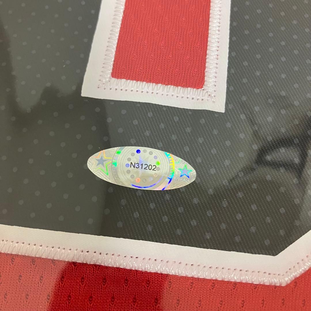 ザック・ラビーン直筆サイン入りユニフォーム　zach lavine 鑑定品