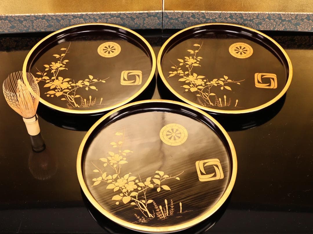 BK419　時代輪島塗　春草家門金蒔絵　丸盆　煎茶盆　菓子盆　三客　大聖寺　吸物