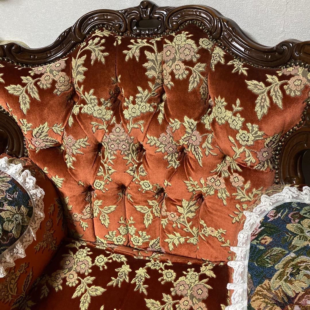 金華山　イタリア　クラシック赤色ベルベットアームソファ
