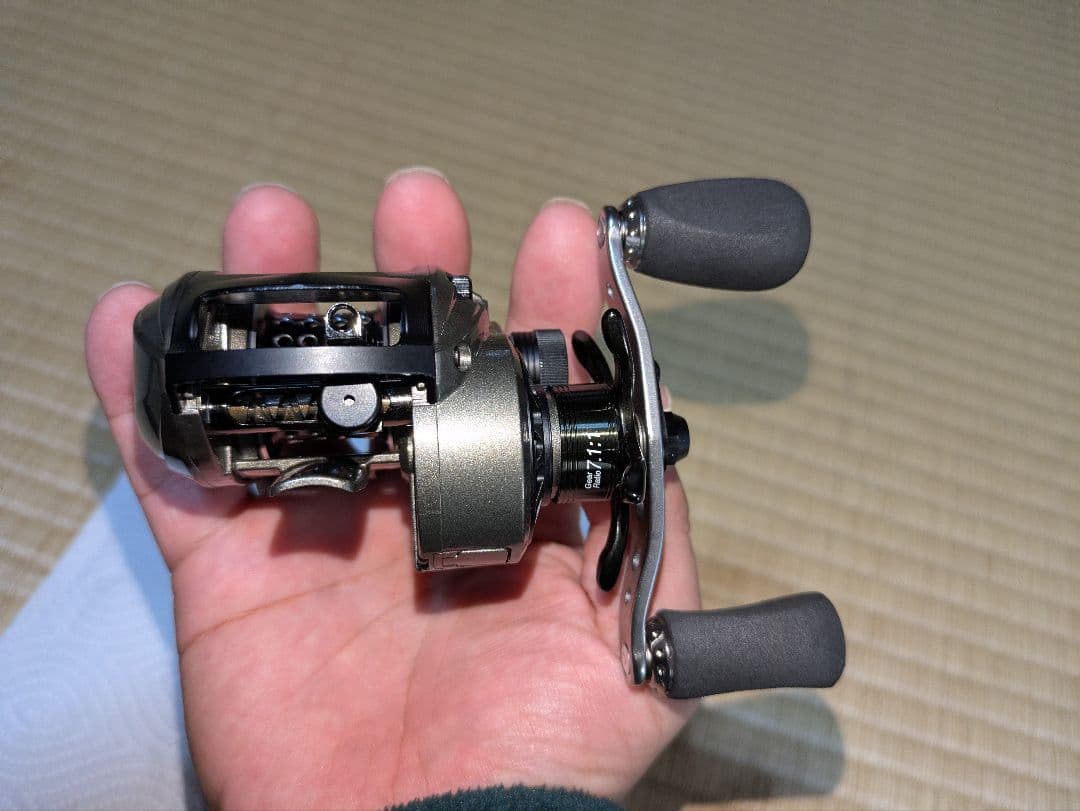 アブガルシア×ウェルダクト レボLT ウェルダクトカスタム 【マットブラック】