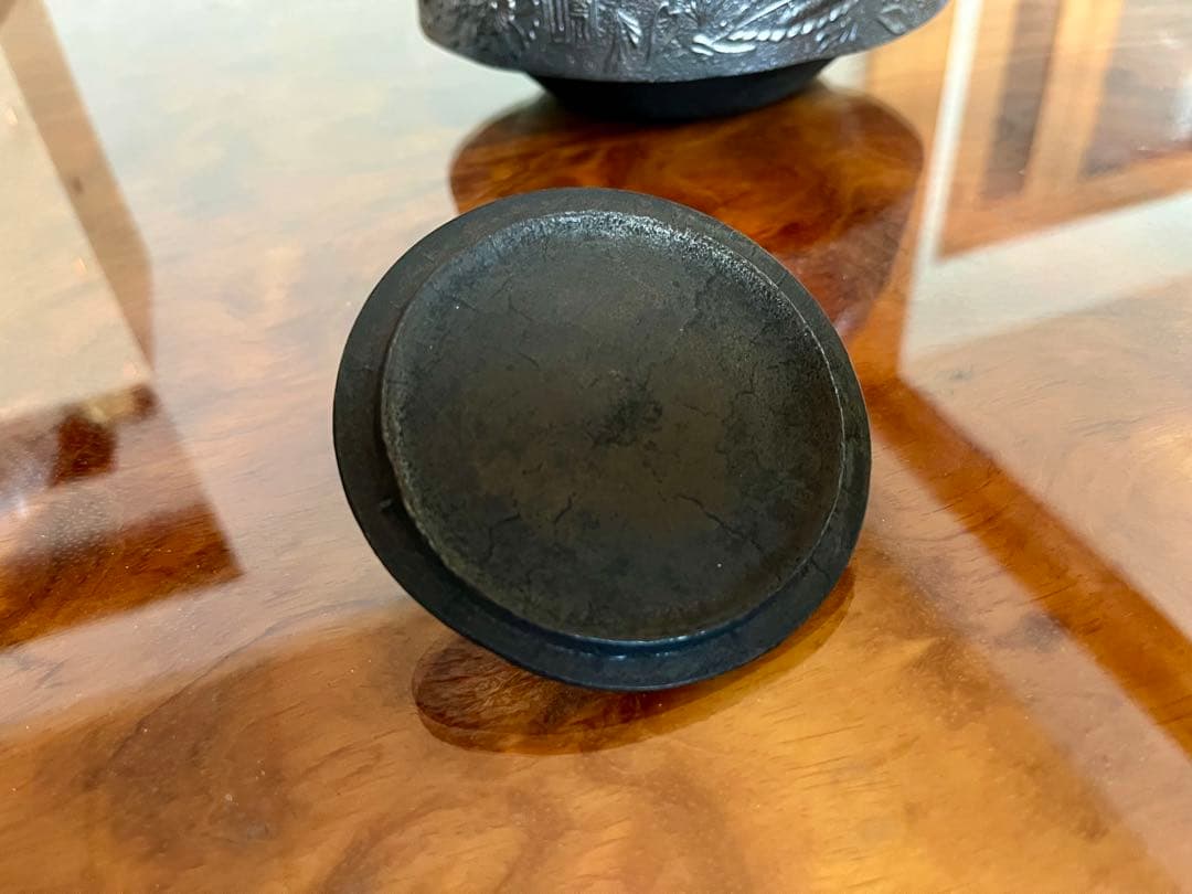 虎山工房　南部鉄器　鉄瓶　砂鉄　箱付き　取扱説明書付き　南部形　桜