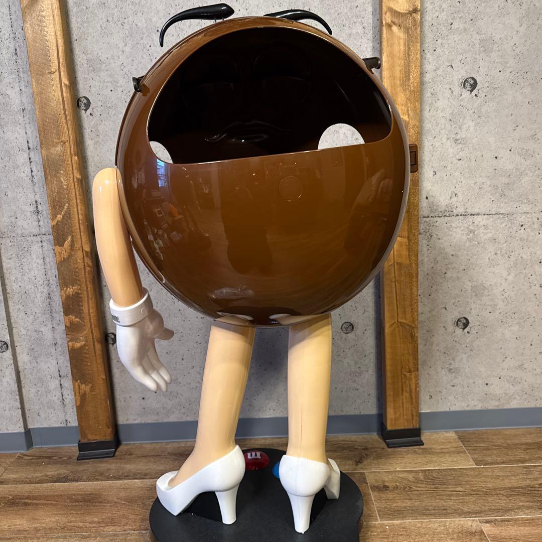 新品　M&M's ブラウン　ストアディスプレイ