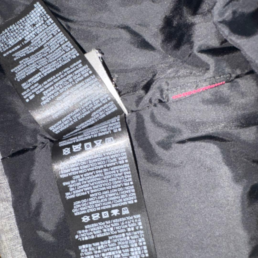 美品　BURTON キッズ　スノーボードジャケット XL グレー/ブラック