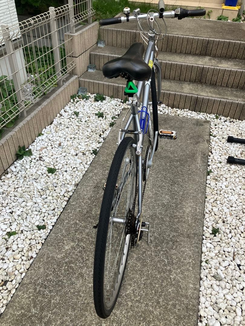 イノベーター　クロスバイク 自転車　28インチ