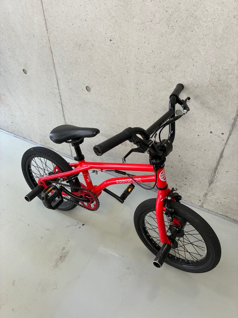 アーレス　ARES BMX 16インチ　室内保管