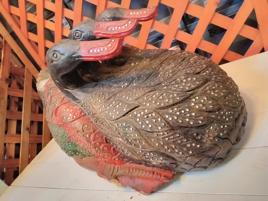 木彫りの三つ頭鴨　三ツ頭鳥　アジアンアート　民芸品　共命鳥　キメラ　14040