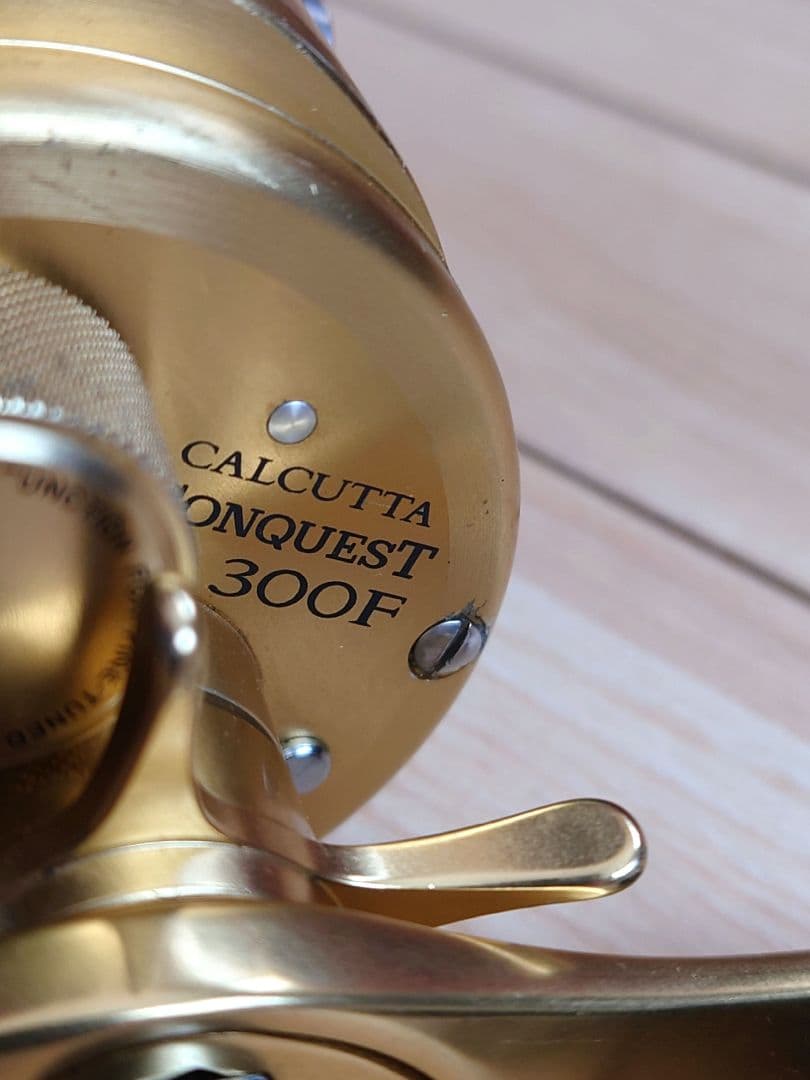 シマノ　カルカッタコンクエスト300F