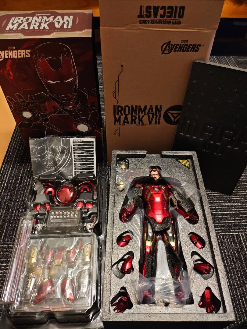 キ*グ様 ホットトイズ　ムービー・マスターピース　ダイキャスト　アイアンマン　マ