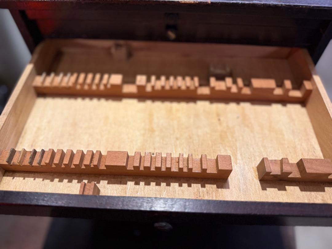 大正時代からの歯医者さん宅〜デンタルボックス(道具入れ)