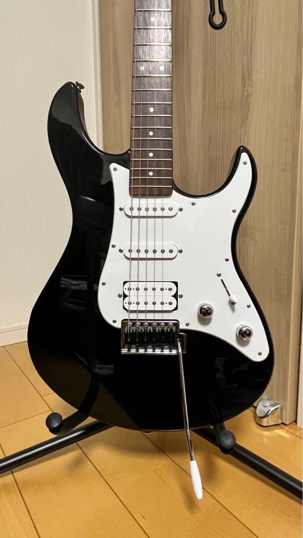 ギター Pacifica012
