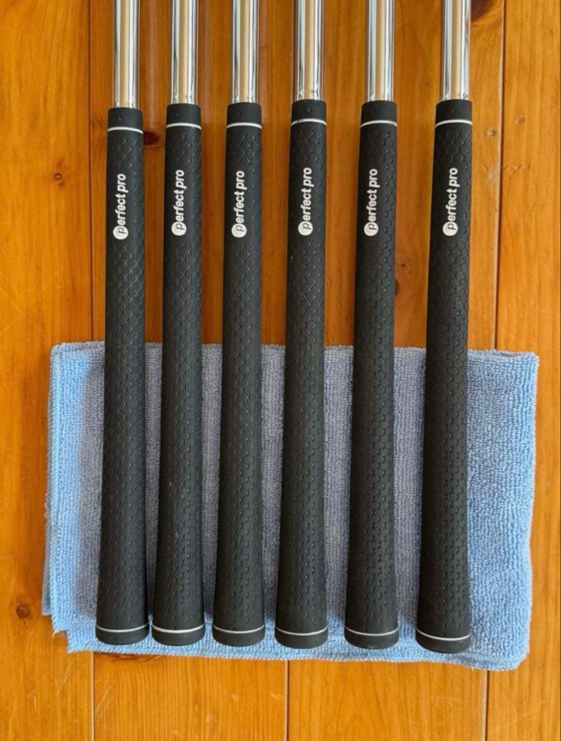 スパイン調整済トゥルーテンパー　DG X100 パラレル　5i 〜 PW ６本