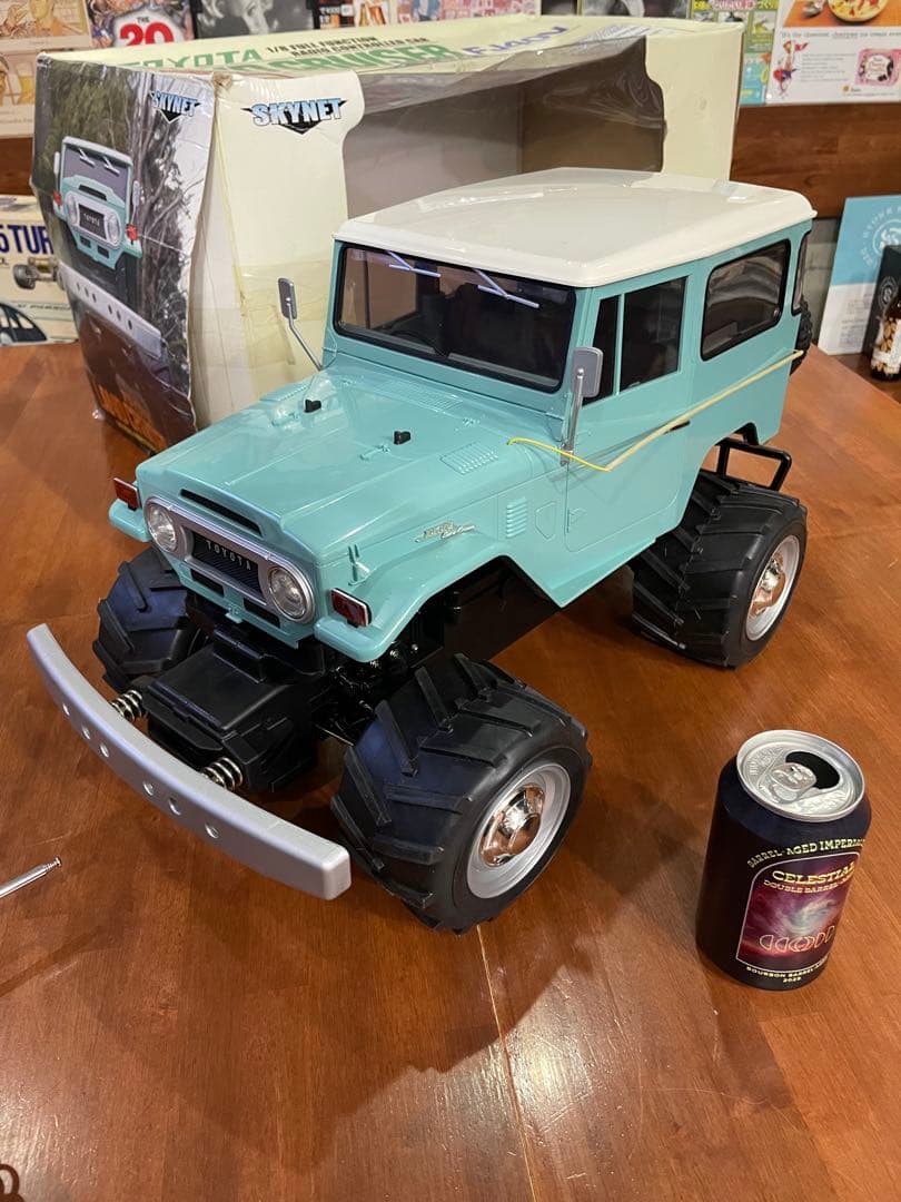 トヨタランドクルーザー FJ40V RC1/8