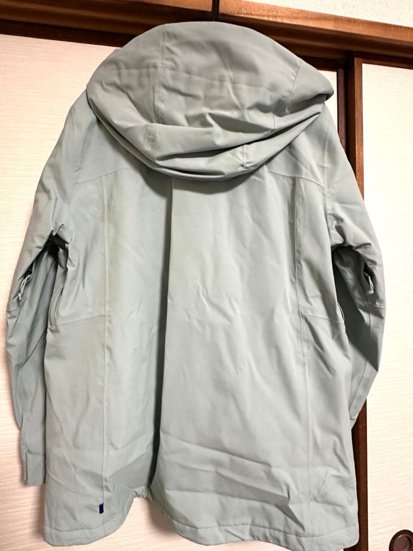 バートンBURTONウィメンズ2025冬モデル スノボスキー ウェア　サイズL