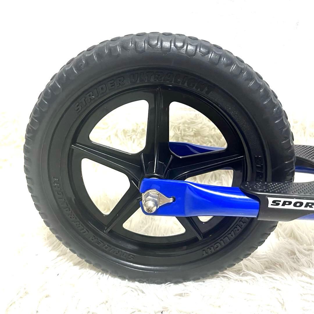 美品 STRIDER SPORTS ストライダー スポーツ 12インチ 青