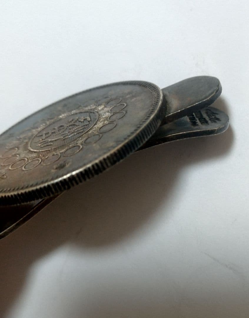 四川軍政府銀貨　ネクタイピン