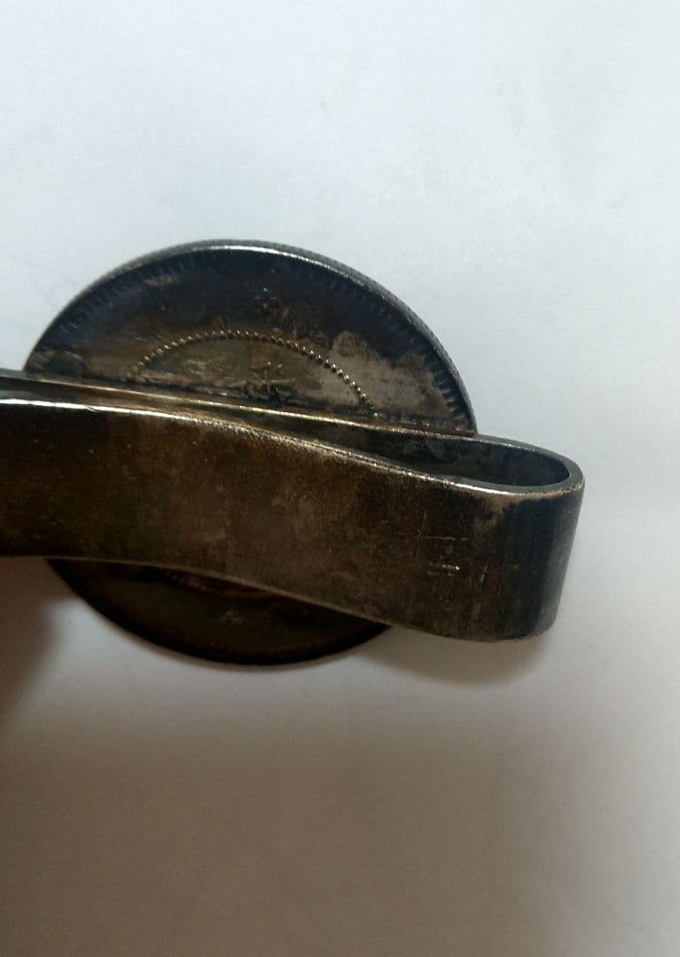 四川軍政府銀貨　ネクタイピン