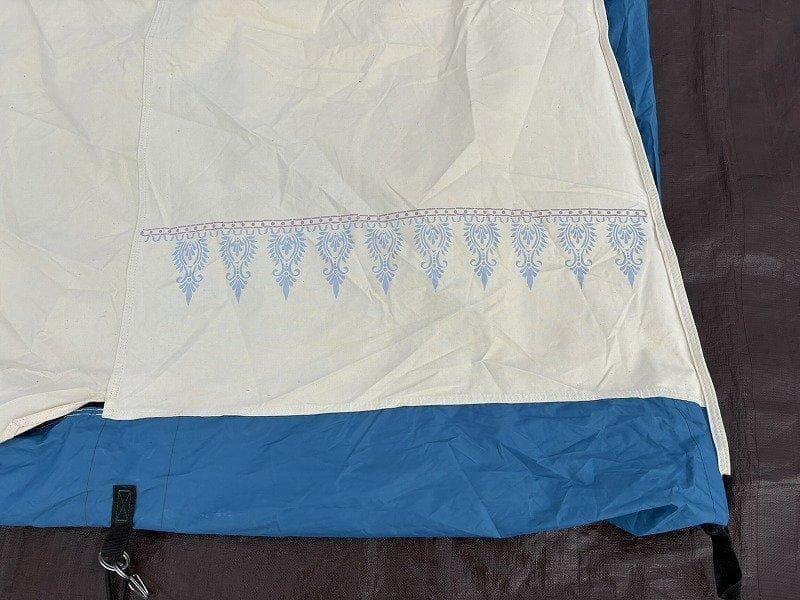 コールマン オアシステント ターコイズ ロッジ型テント 限定デザイン？