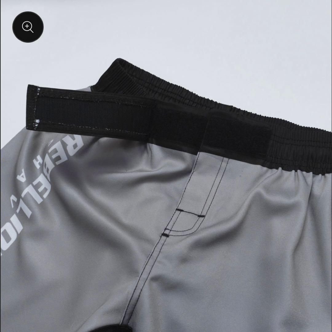 REBELLIOUS BEHAVIOR レベリアスビヘイビア ファイトショーツ