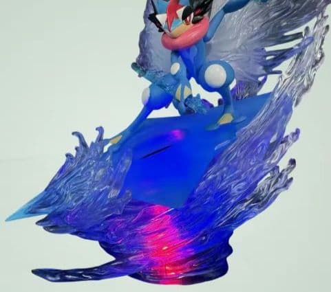 ポケモン　ゲッコウガ　フィギュア