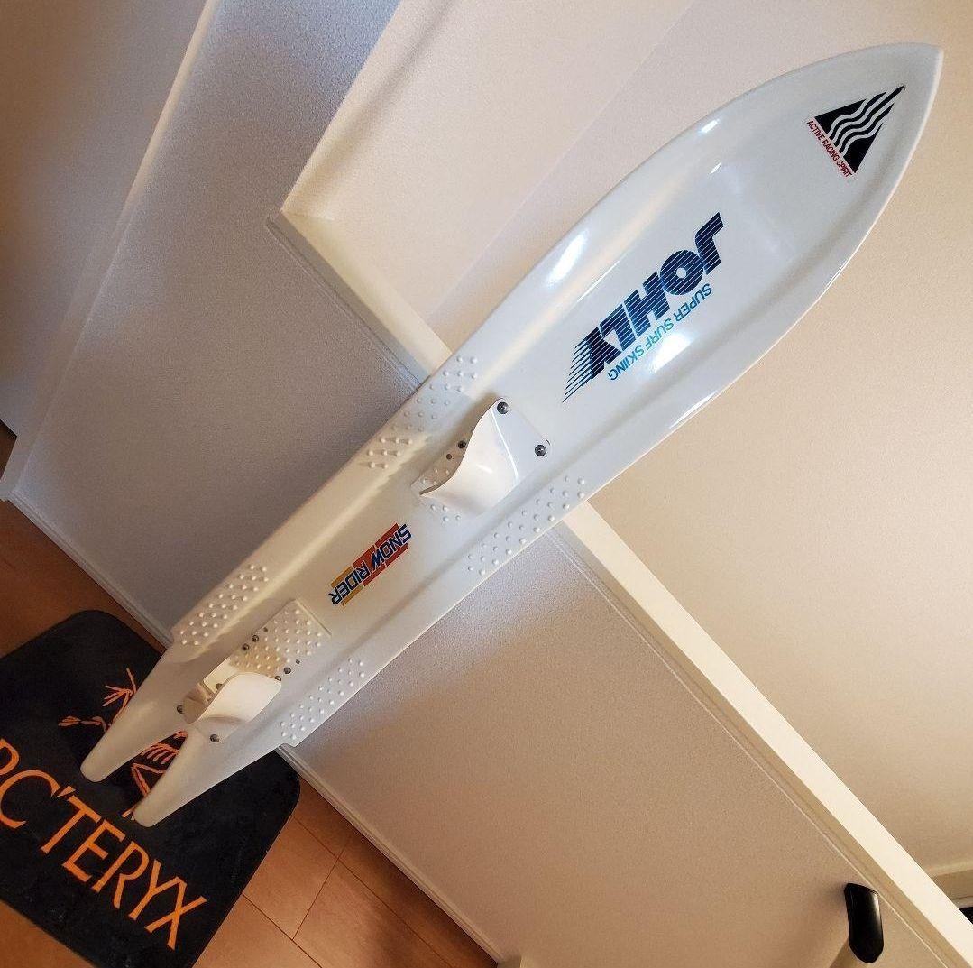 スノーボード JOHLY (AYACK)