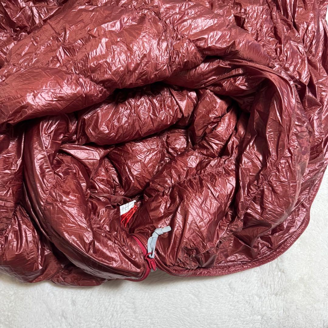 極美品モンベル800FP ダウンハガー800 #3 R/ZIPシュラフ　レッド