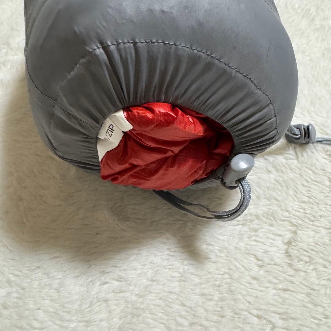 極美品モンベル800FP ダウンハガー800 #3 R/ZIPシュラフ　レッド