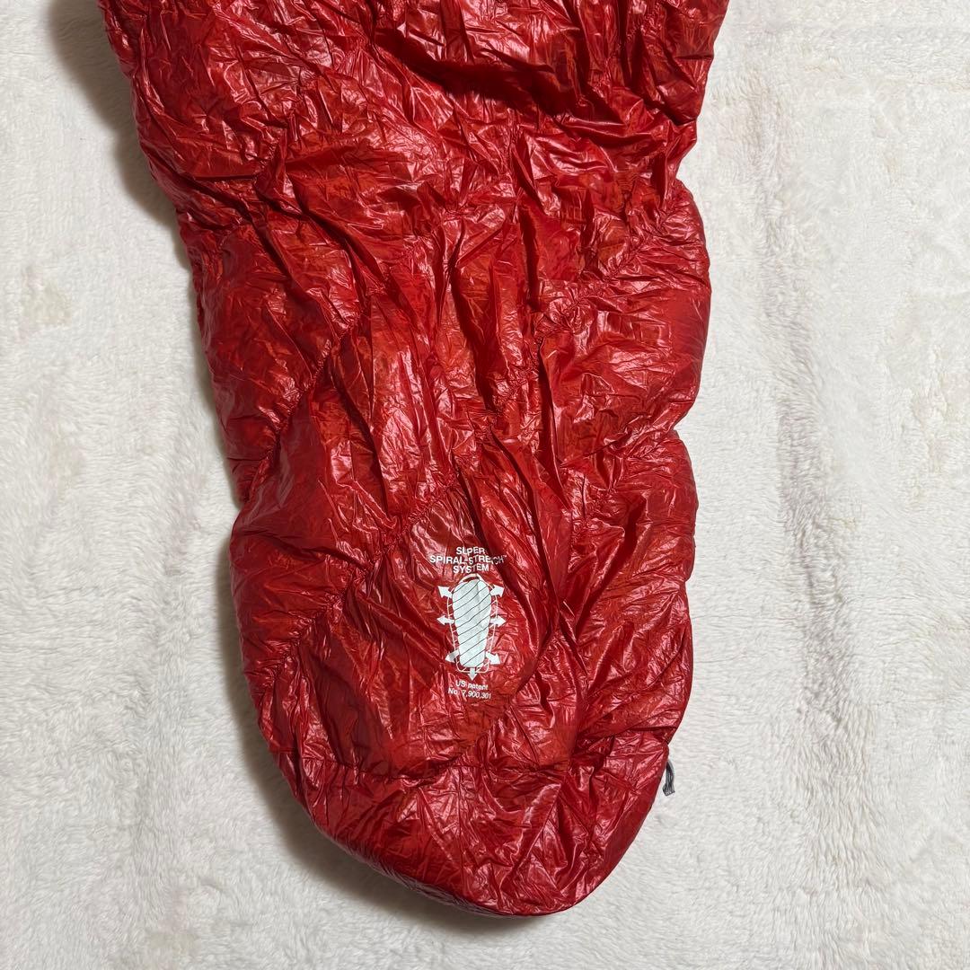 極美品モンベル800FP ダウンハガー800 #3 R/ZIPシュラフ　レッド