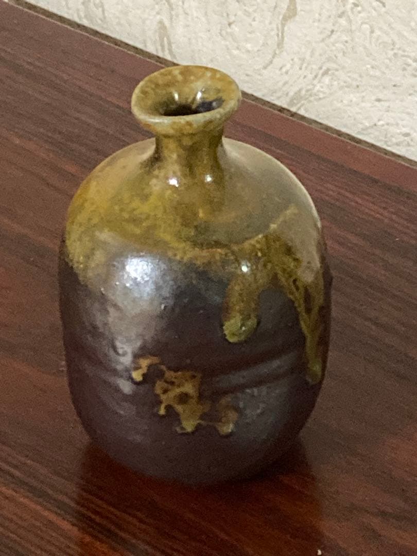 末田　恵［師：安倍安人] 伊部徳利（備前）