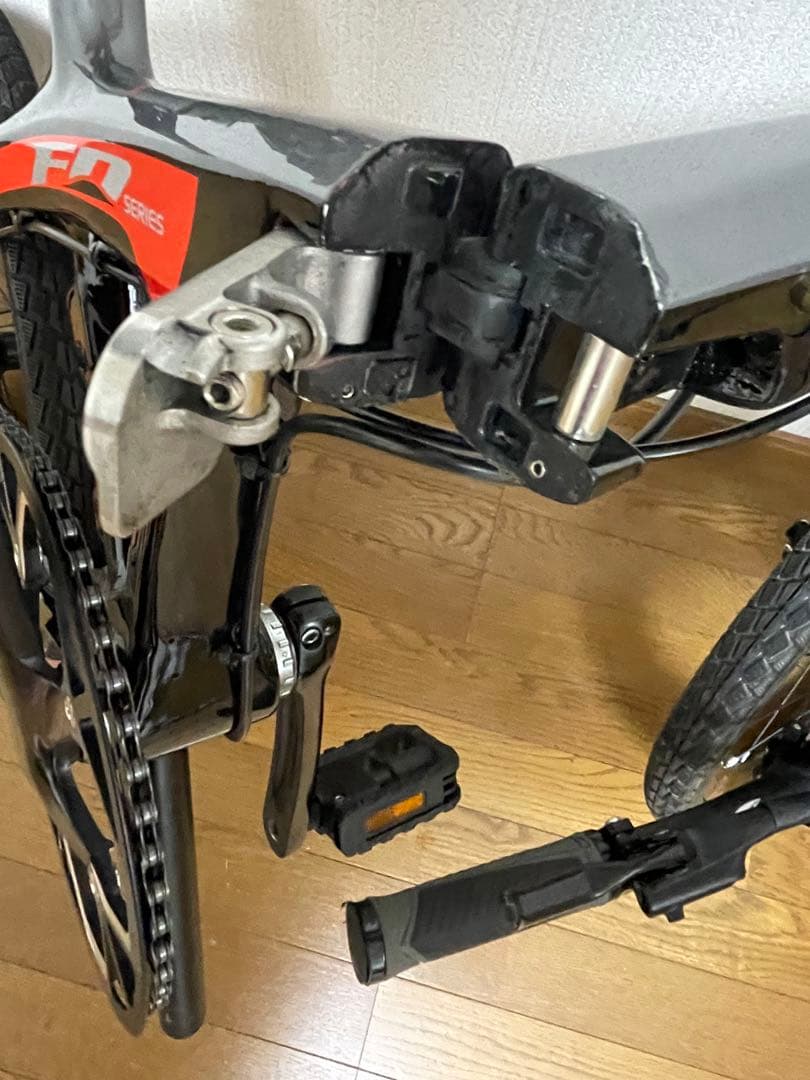 折りたたみカーボン製自転車 SAVA Z1 油圧ディスクブレーキ 写真変更有り