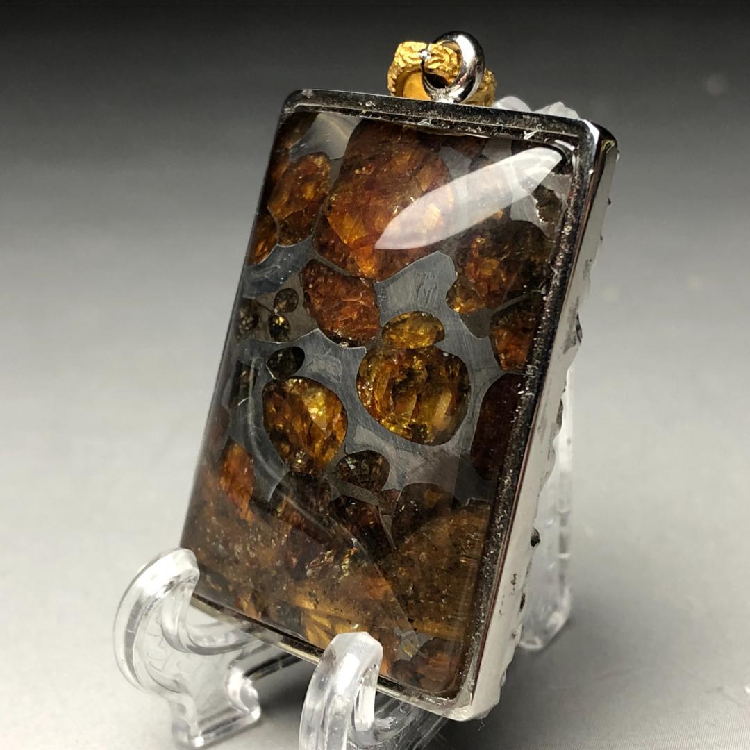 パラサイト隕石 　ペンダントトップ　石鉄隕石　セリコ隕石 銀　共箱