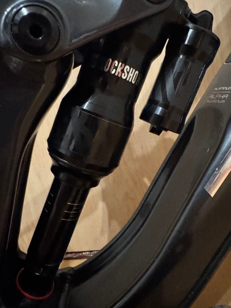 ☆ trek slash8 2022 Mサイズ megmeg +クランク付き ☆