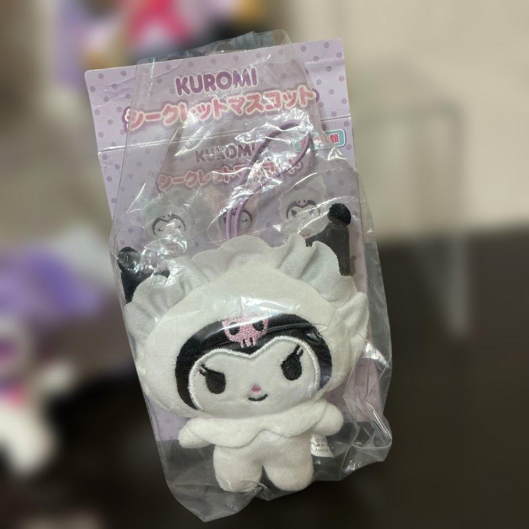 クロミ　キーホルダー　マスコット　いろいろ　➕シナモンロール