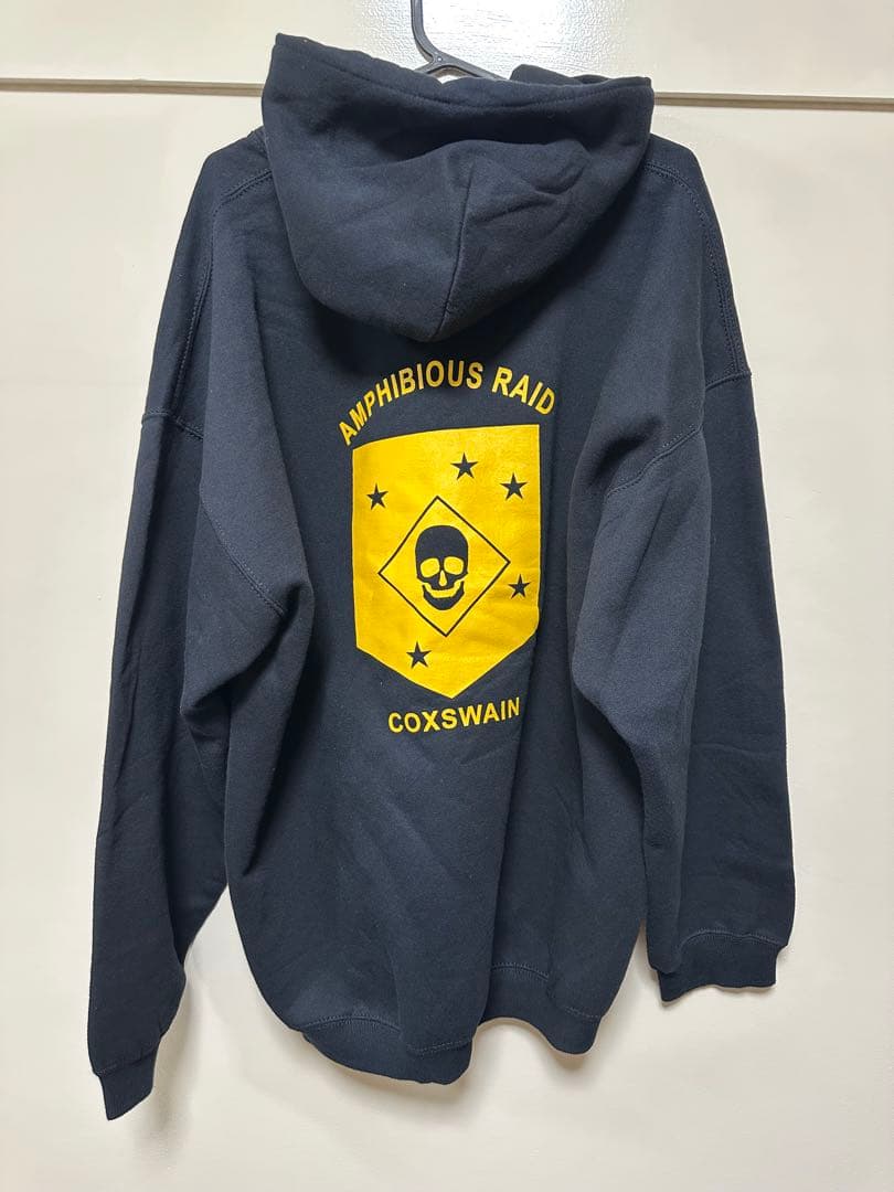 本物カルフォルニア米軍基地購入海兵隊水陸両用作戦部隊パーカー新品未使用ＸＬ