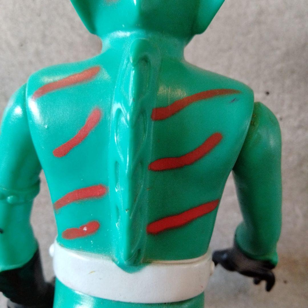 当時物仮面ライダーアマゾンソフビ無版権パチ約23センチ