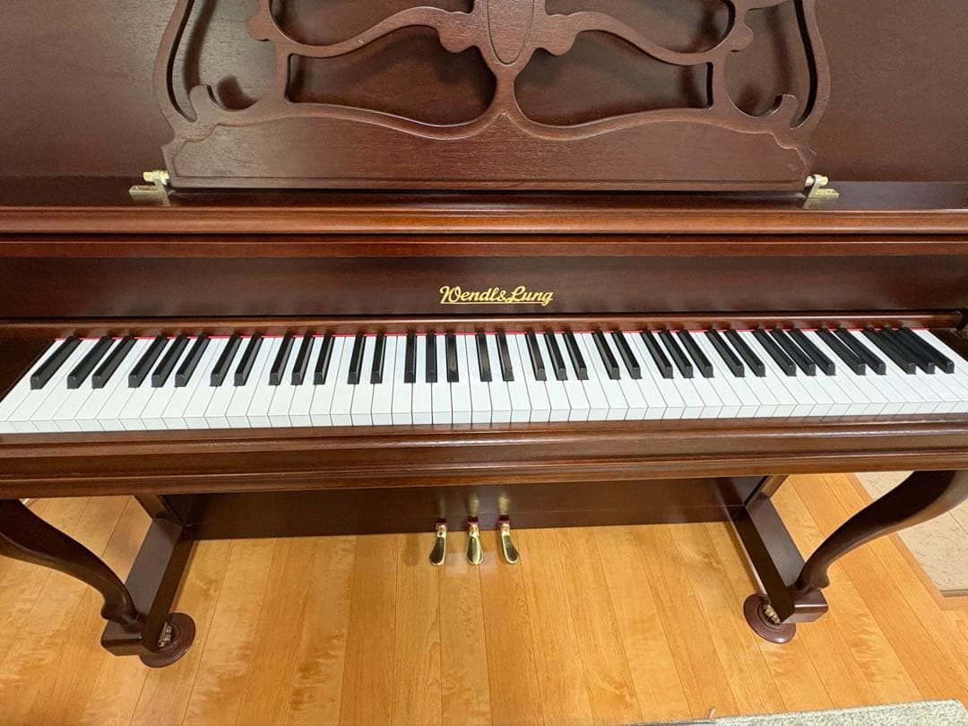 wendle＆lung 家具調アップライトピアノ