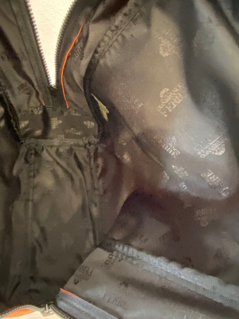 【激レア】ミズノ　ジャンフランコフェレ　コラボ　オレンジ シューズバッグ