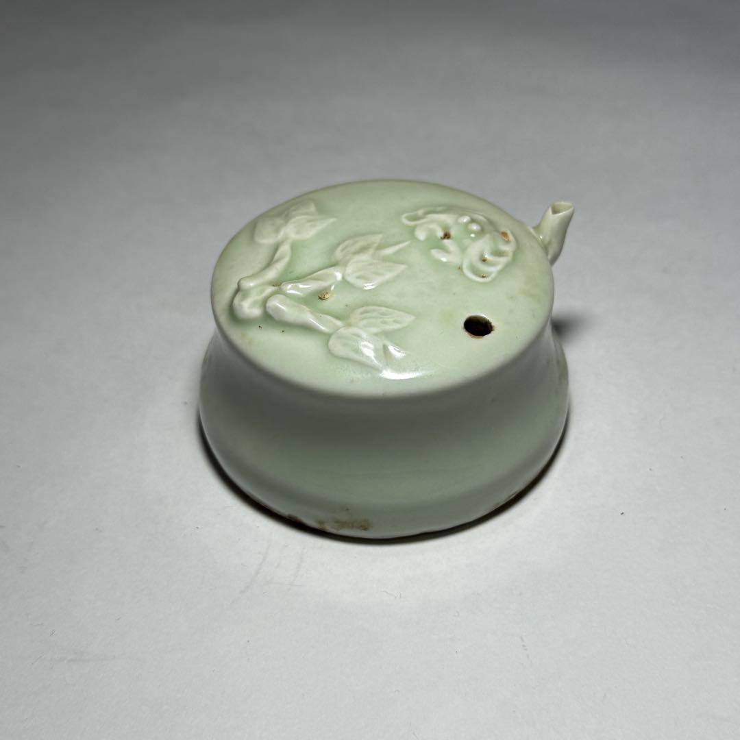 ◆李朝 白磁浮彫水滴 蟹紋 書道具 古玩 文房四宝 朝鮮古陶磁 朝鮮美術◆