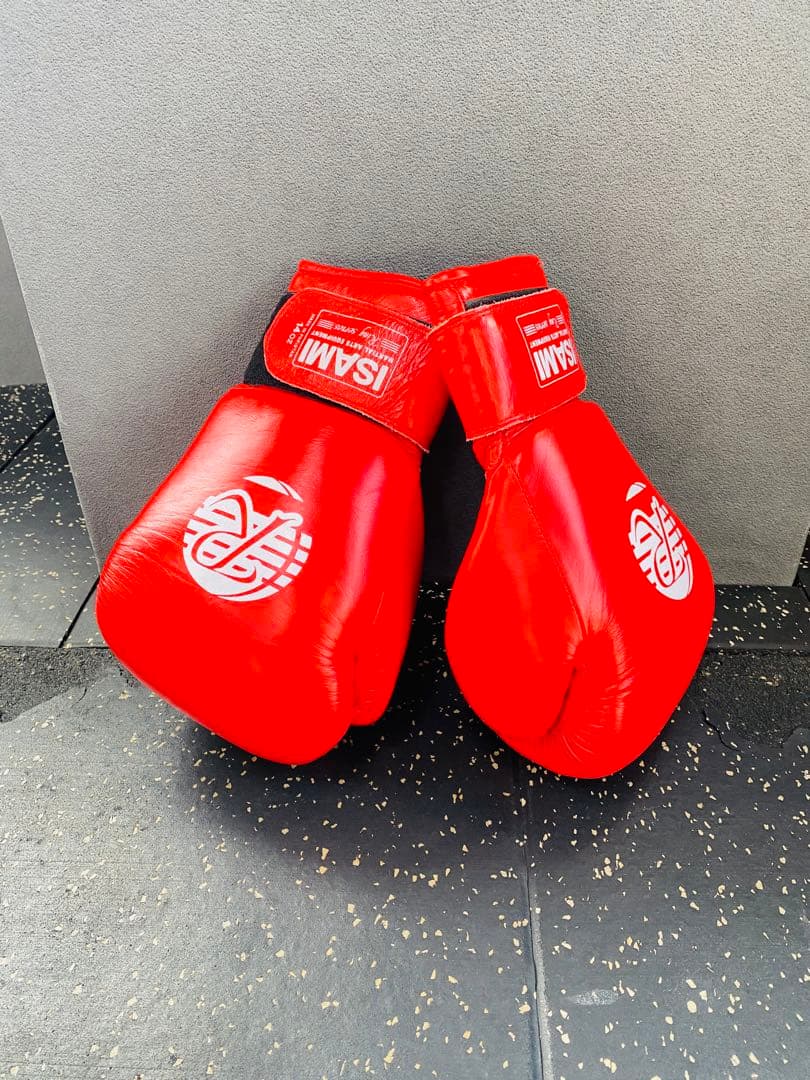 ISAMI （イサミ）スパーリンググローブ　ボクシンググローブ
