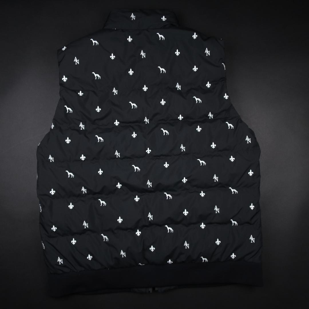 adabat エンブロイダリー モノグラム 中綿ベスト M