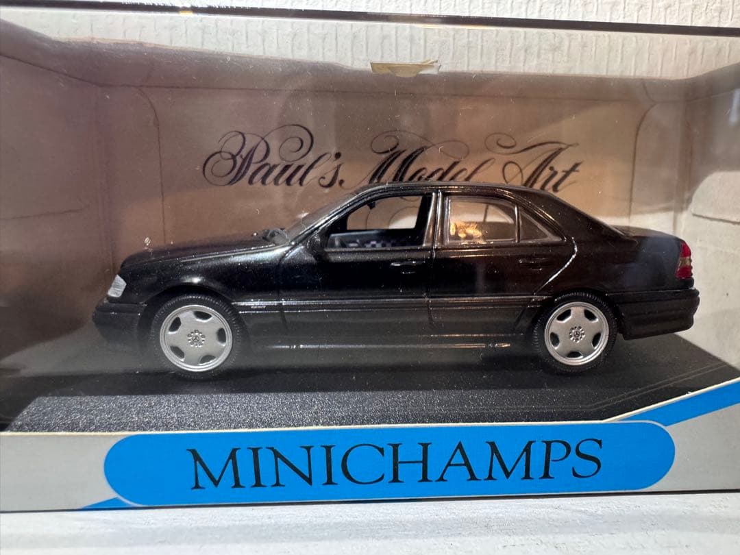 MINICHAMPSブルーブラックセダン 1/43メルセデスベンツC36 AMG