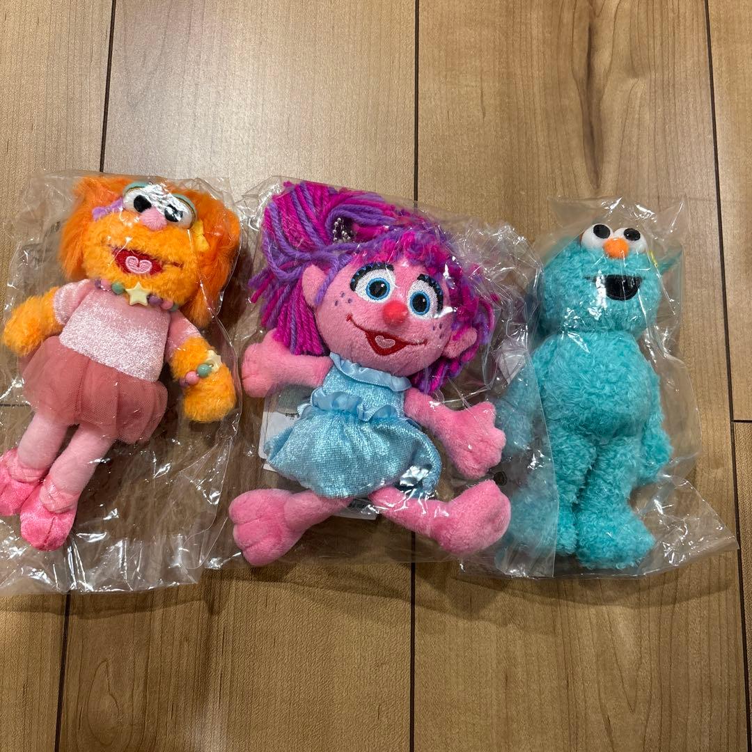 新品　セサミストリート　アビー　ロジータ　ゾーイ　セット　キーホルダー