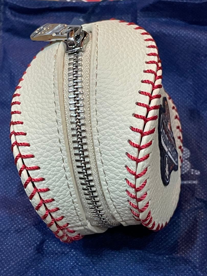 ドジャース モンタナ・ウェスト2025 ワールドシリーズ優勝記念 バッグチャーム