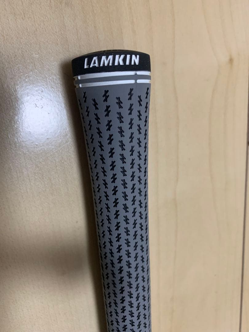 Titleistスリーブ付き TOUR AD HY 85 S