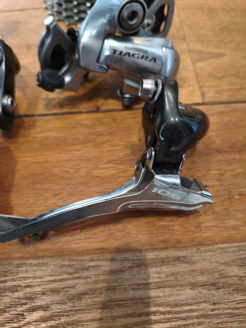 SHIMANO 105 コンポーネントセット　値下げもう無理