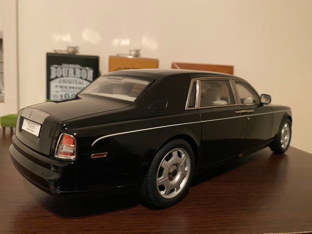 ロールス・ロイス ファントム Extended Wheelbase 京商