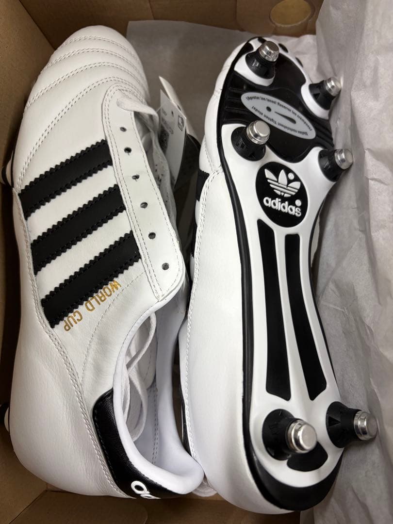 adidasスパイク ワールドカップ　25cm