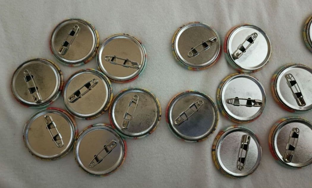 すとぷり　るぅと　ミニ缶バッチ　るとわん　僕と君の秘密基地