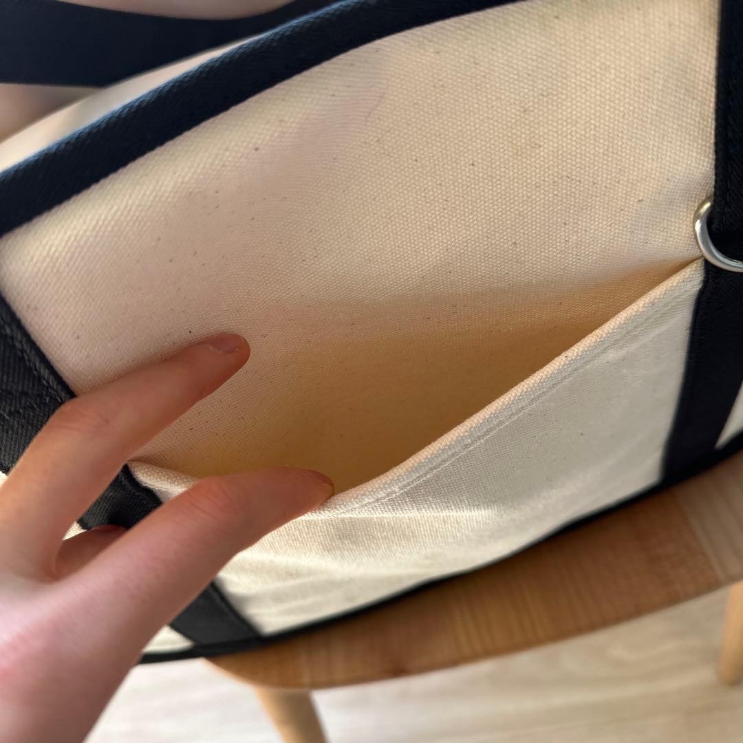 small stuff(韓国のブランド)キャリーバッグ ホワイト/ブラック