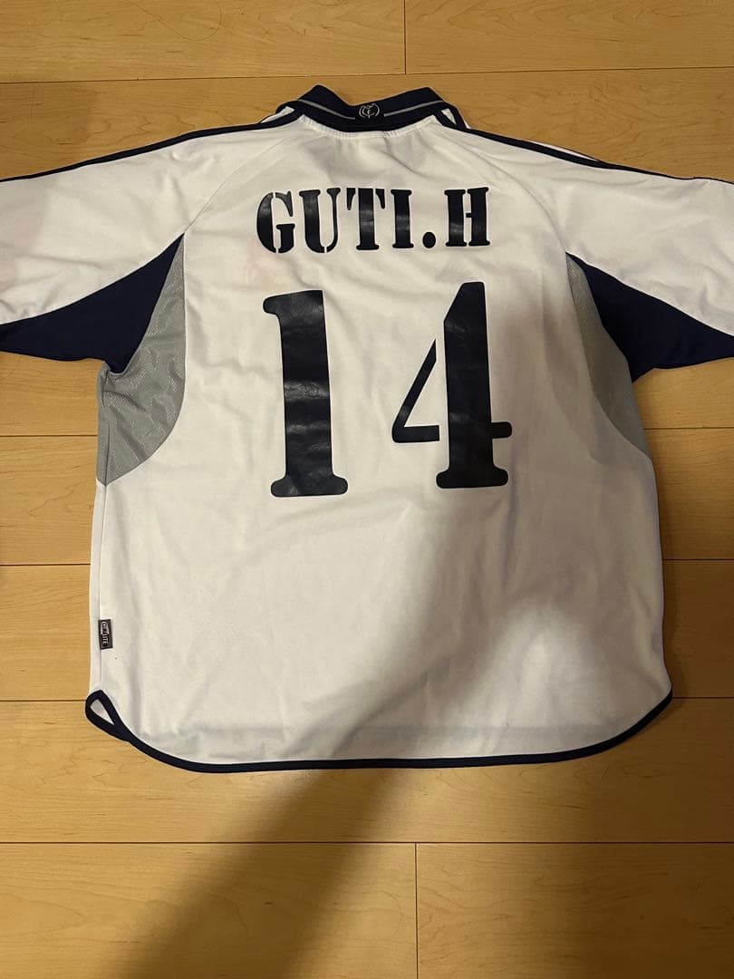 グティ　ユニフォーム　レアルマドリード14